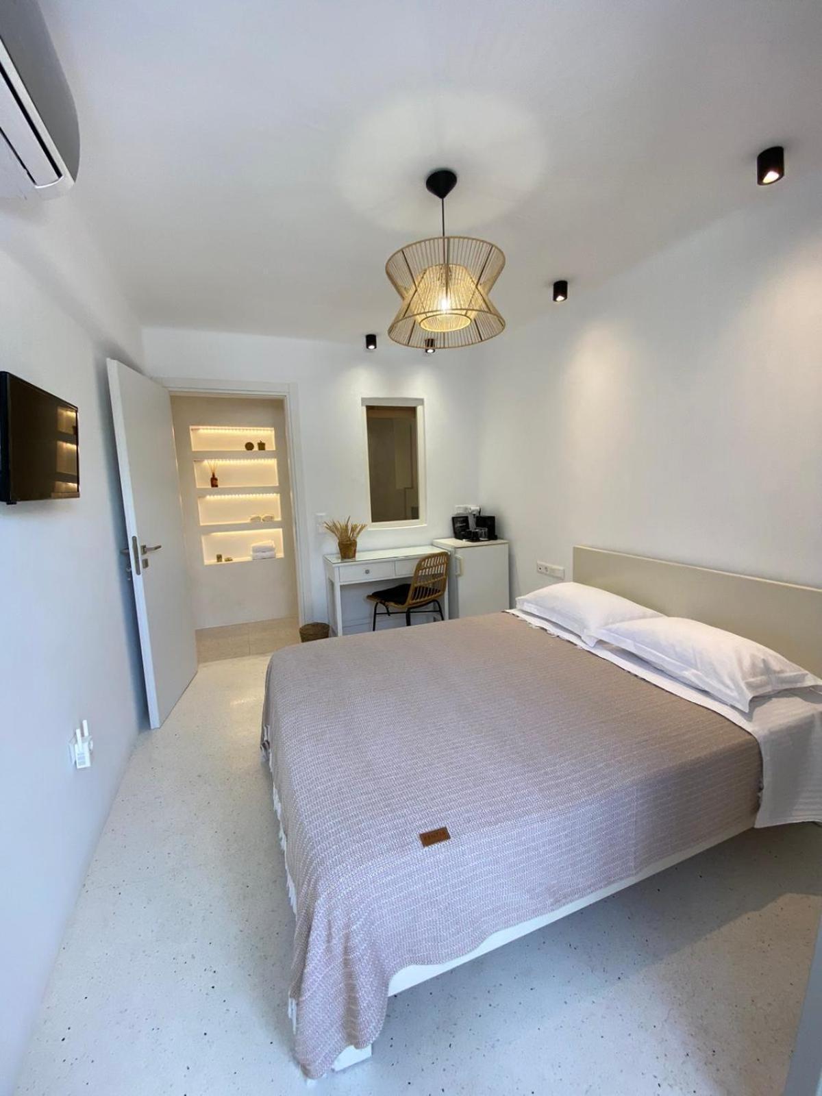 Perivoli Rooms Parikia  Room photo